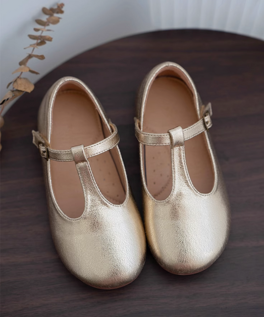 Tストラップゴールドフラットシューズ