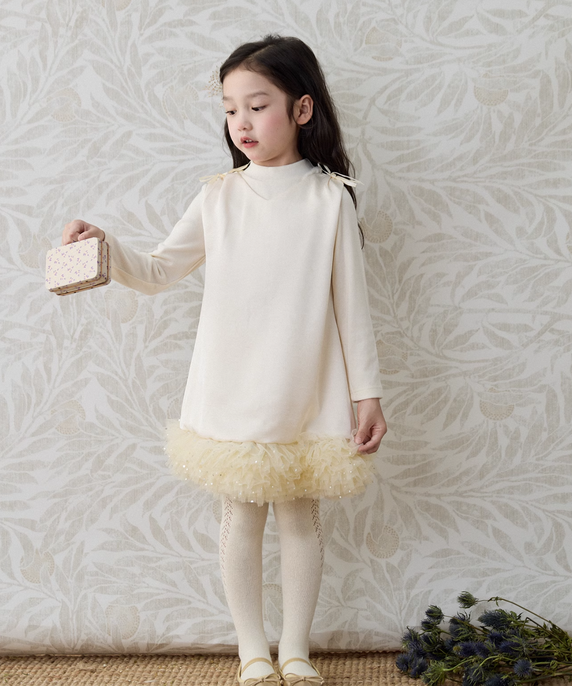 Vネックショルダーリボンチュールドッキングワンピース