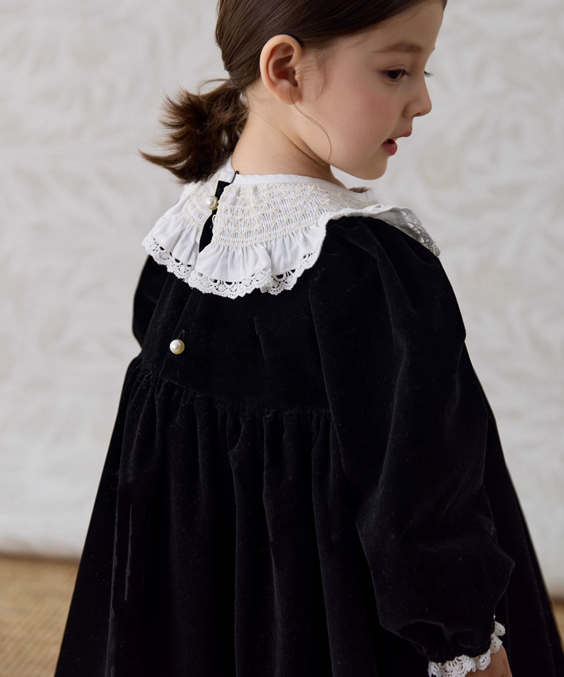 ドールカラーランタンスリーブベルベットワンピース