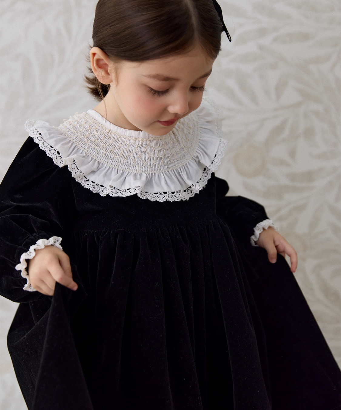 ドールカラーランタンスリーブベルベットワンピース