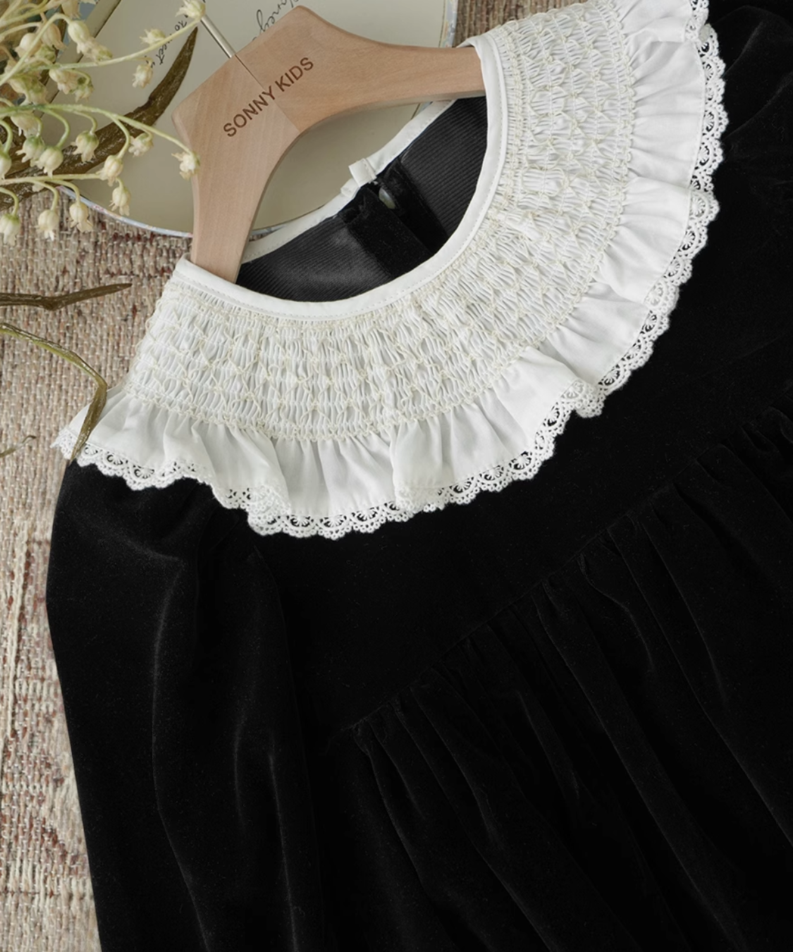 ドールカラーランタンスリーブベルベットワンピース