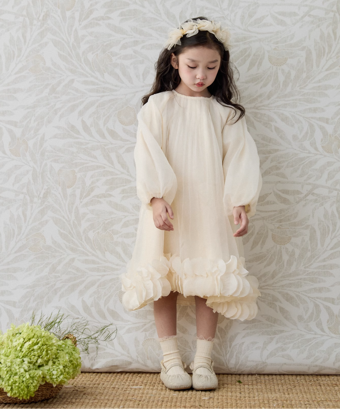 ボリュームスリーブ花びらチュールドレス