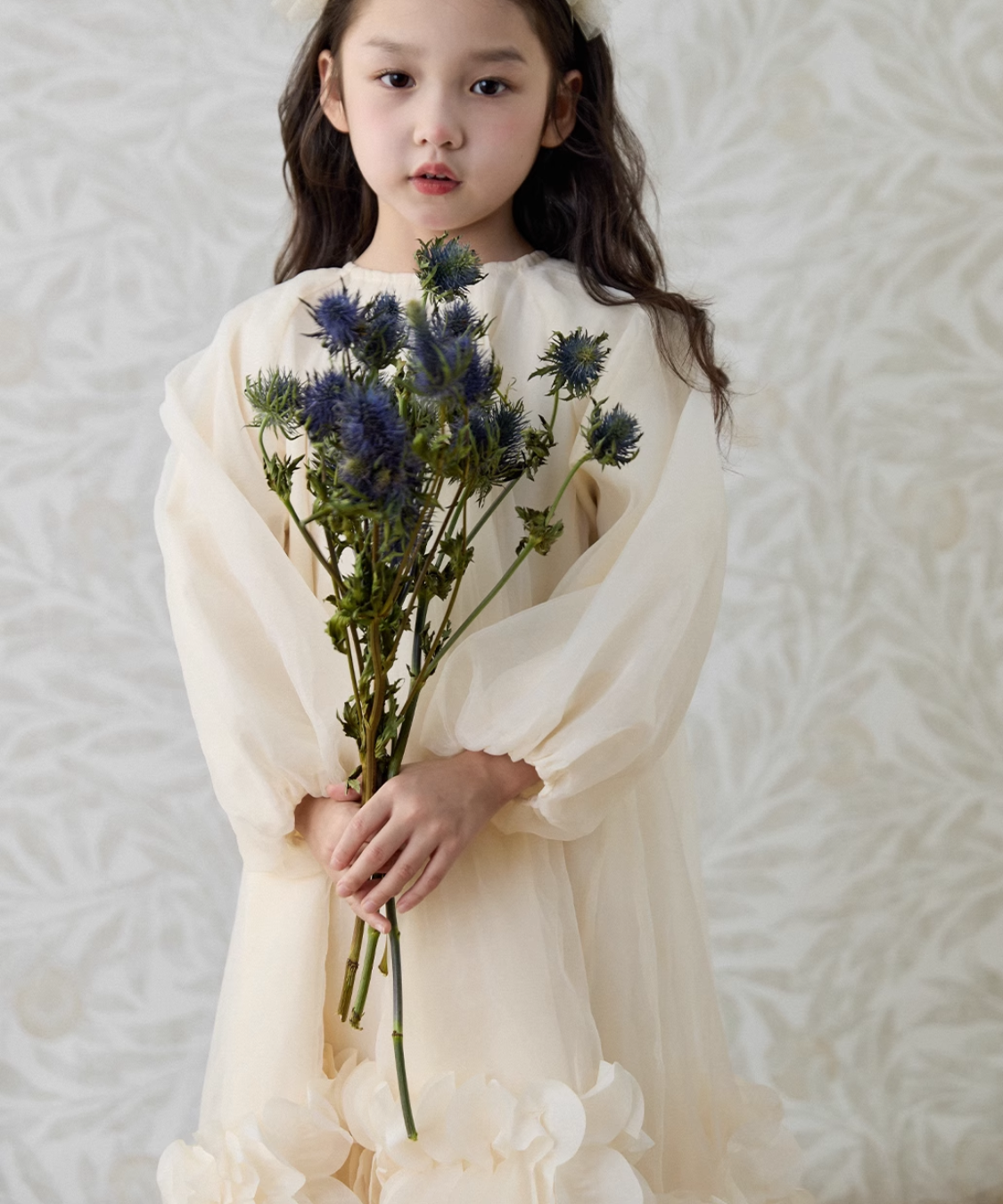 ボリュームスリーブ花びらチュールドレス