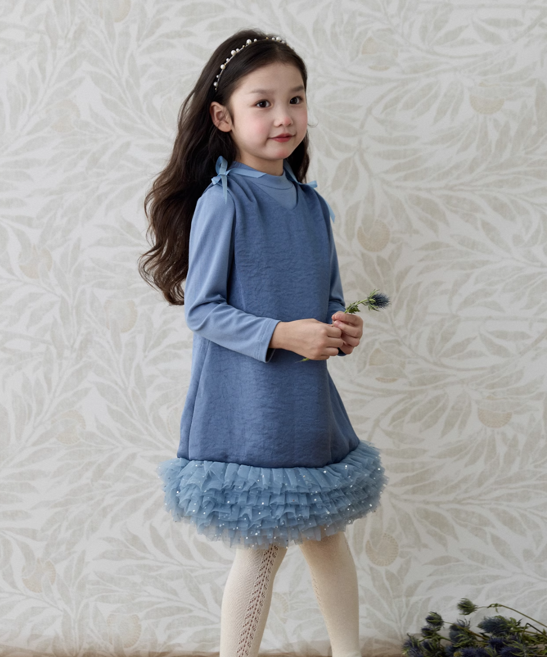 Vネックショルダーリボンチュールドッキングワンピース